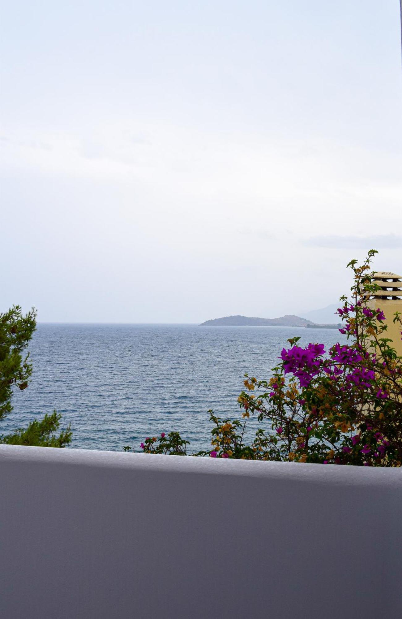 Muses Seaside Villas Parálion Ástros Extérieur photo