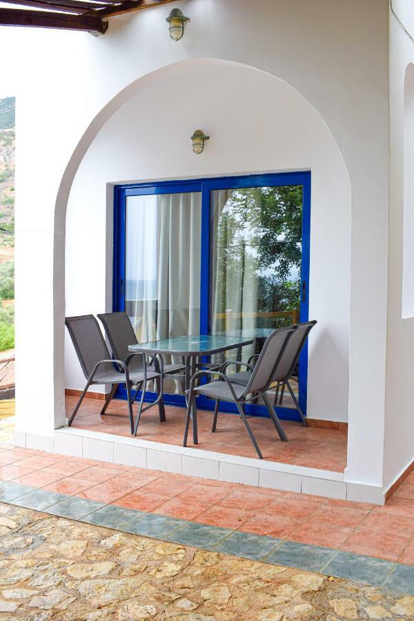 Muses Seaside Villas Parálion Ástros Extérieur photo